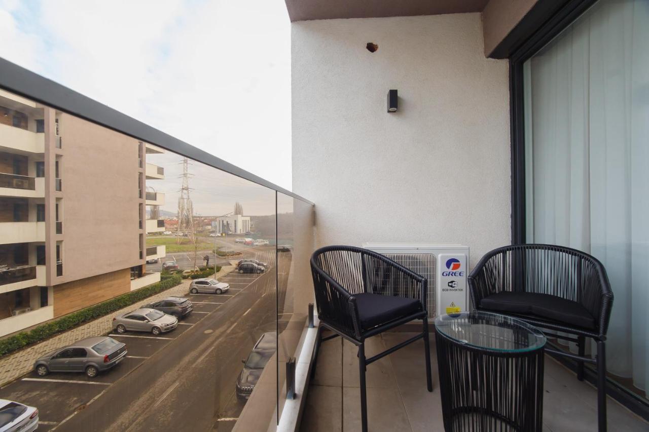 Chocolate Delight At West Residence Oradea Exteriér fotografie