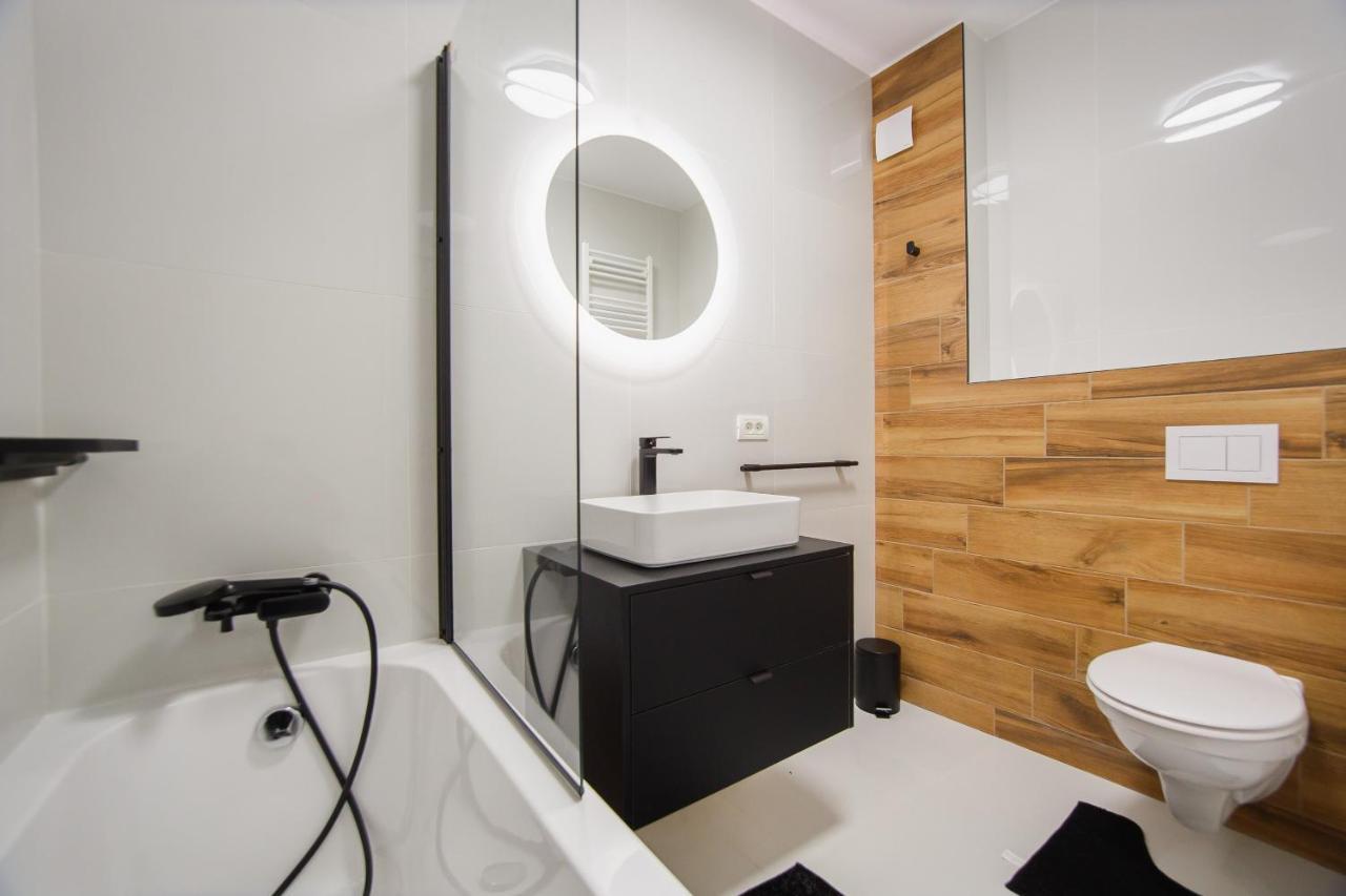 Chocolate Delight At West Residence Oradea Exteriér fotografie