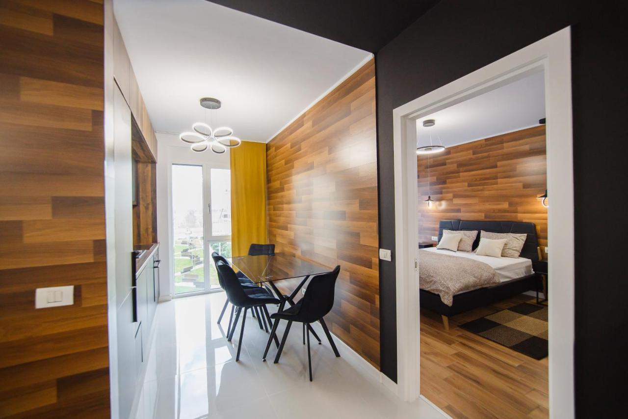 Chocolate Delight At West Residence Oradea Exteriér fotografie