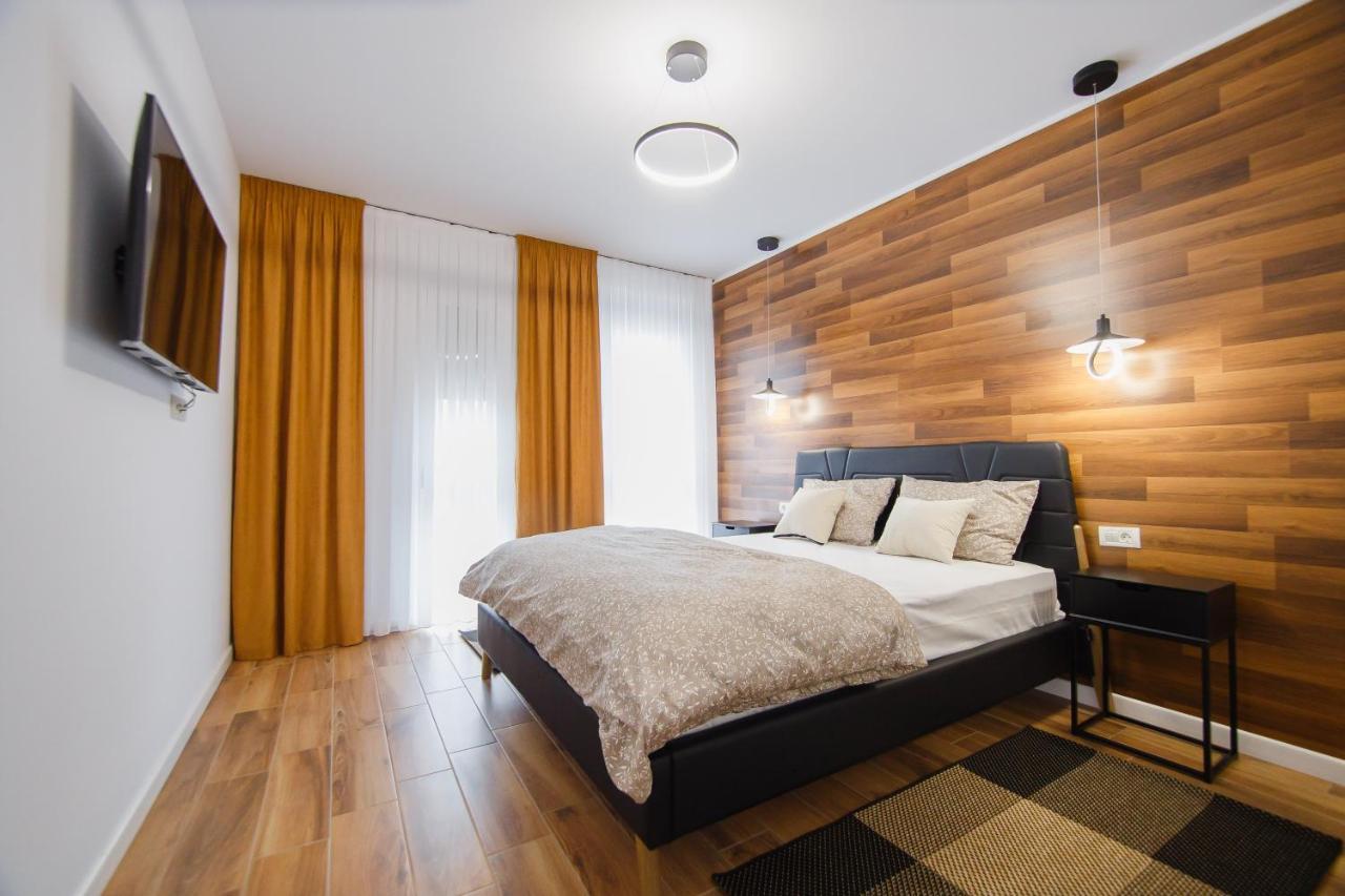 Chocolate Delight At West Residence Oradea Exteriér fotografie
